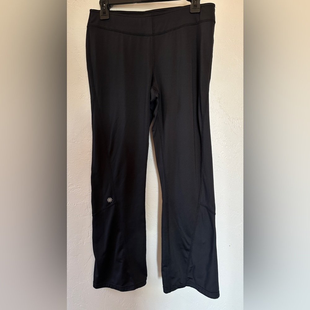 Athleta Women’s Athletic Pants -GUC -MP-Black- Wide leg with flare-Drawstring